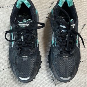 Brooks Adrenalin GTX gortex trail shoe